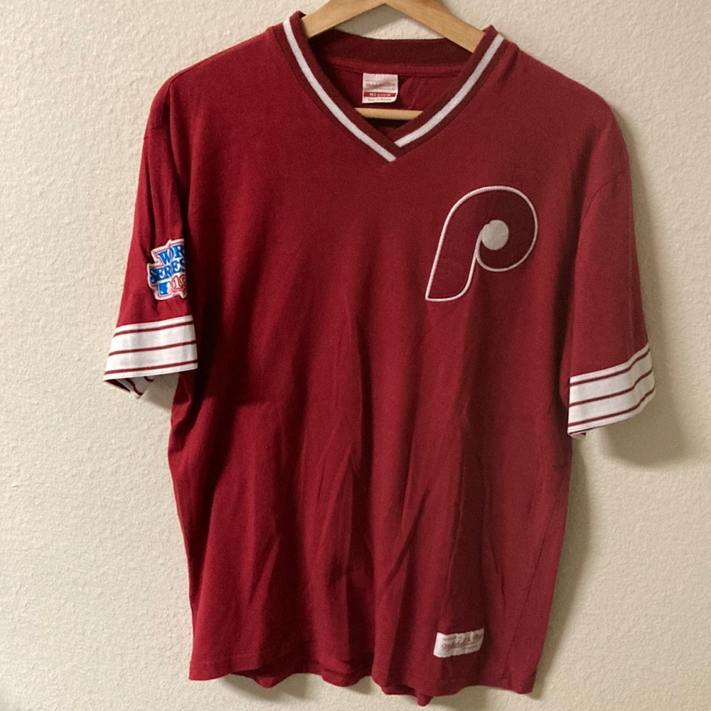 Philadelphia Phillies Mitchell and Ness  shirt